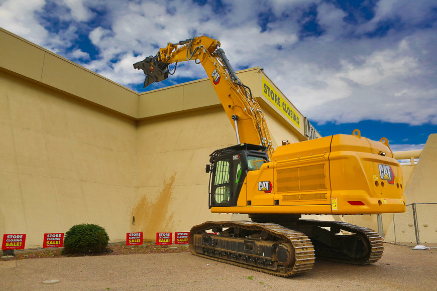 The Cat® 352 Straight Boom Excavators are perfect for demolition and bridge work